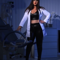 Miya Amanda Nyx - Foto 6 von 16