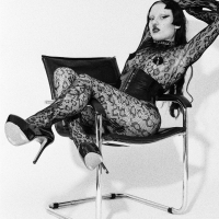 Domina Moir - Foto 9 von 19
