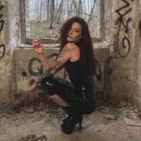Lady Kalomira - Foto 7 von 17